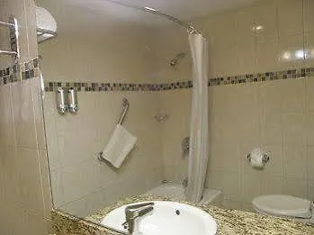 Hotel Four Seasons Kingston